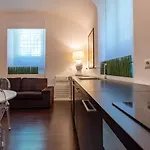 Domus Aventino Apartment